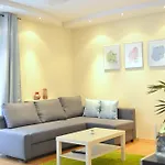 Jessapart- Babka Tower Apartment * Warsaw