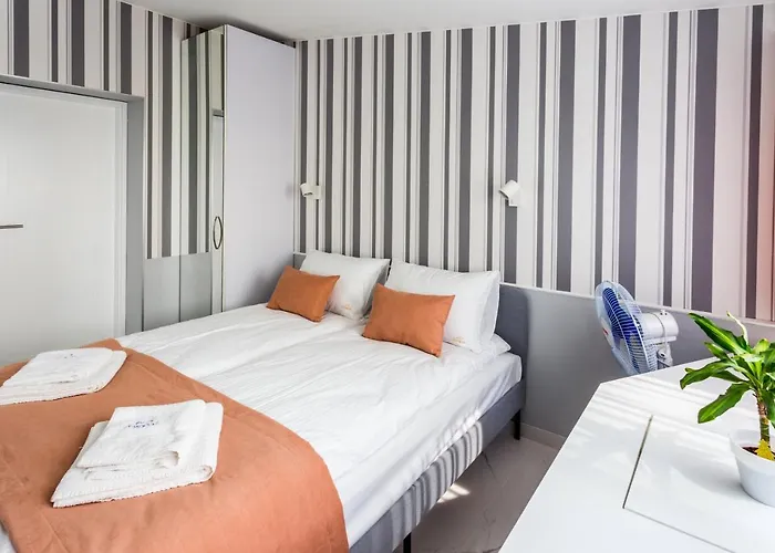 Jessapart- Babka Tower アパート