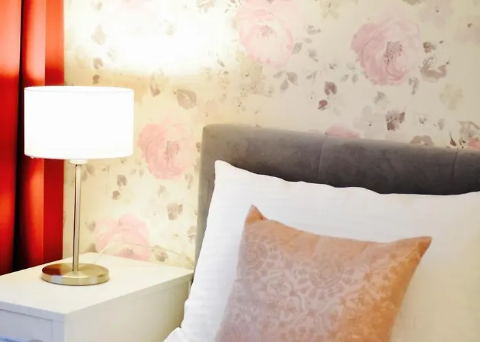 Jessapart- Babka Tower アパート